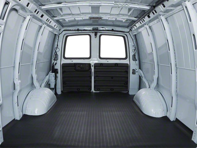 2010 Chevrolet Express Cargo Van RWD 1500 135