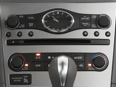 2013 INFINITI G37 Sedan x