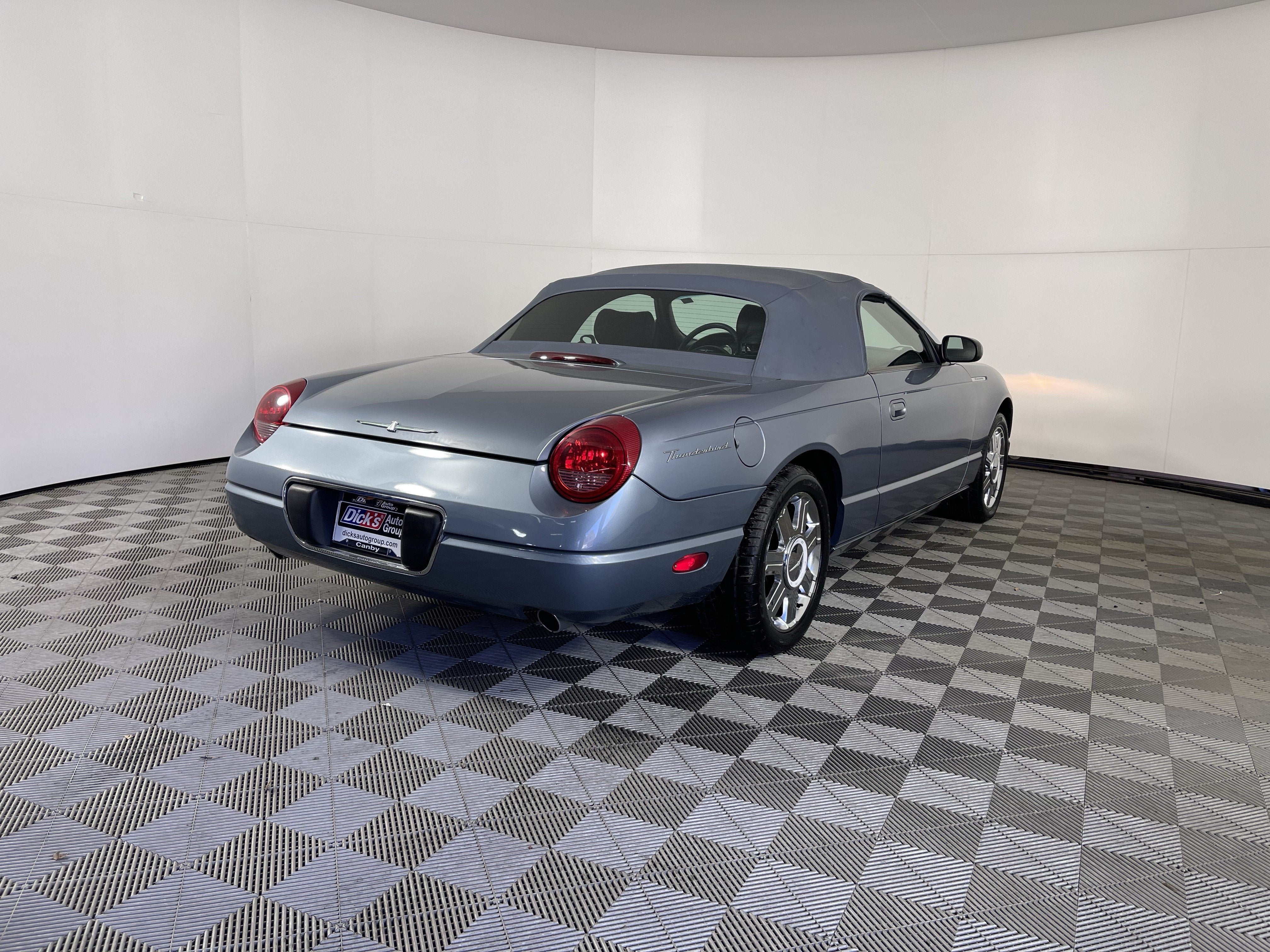 2005 Ford Thunderbird Base