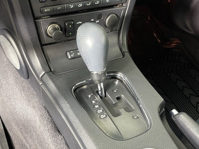 2005 Ford Thunderbird Base