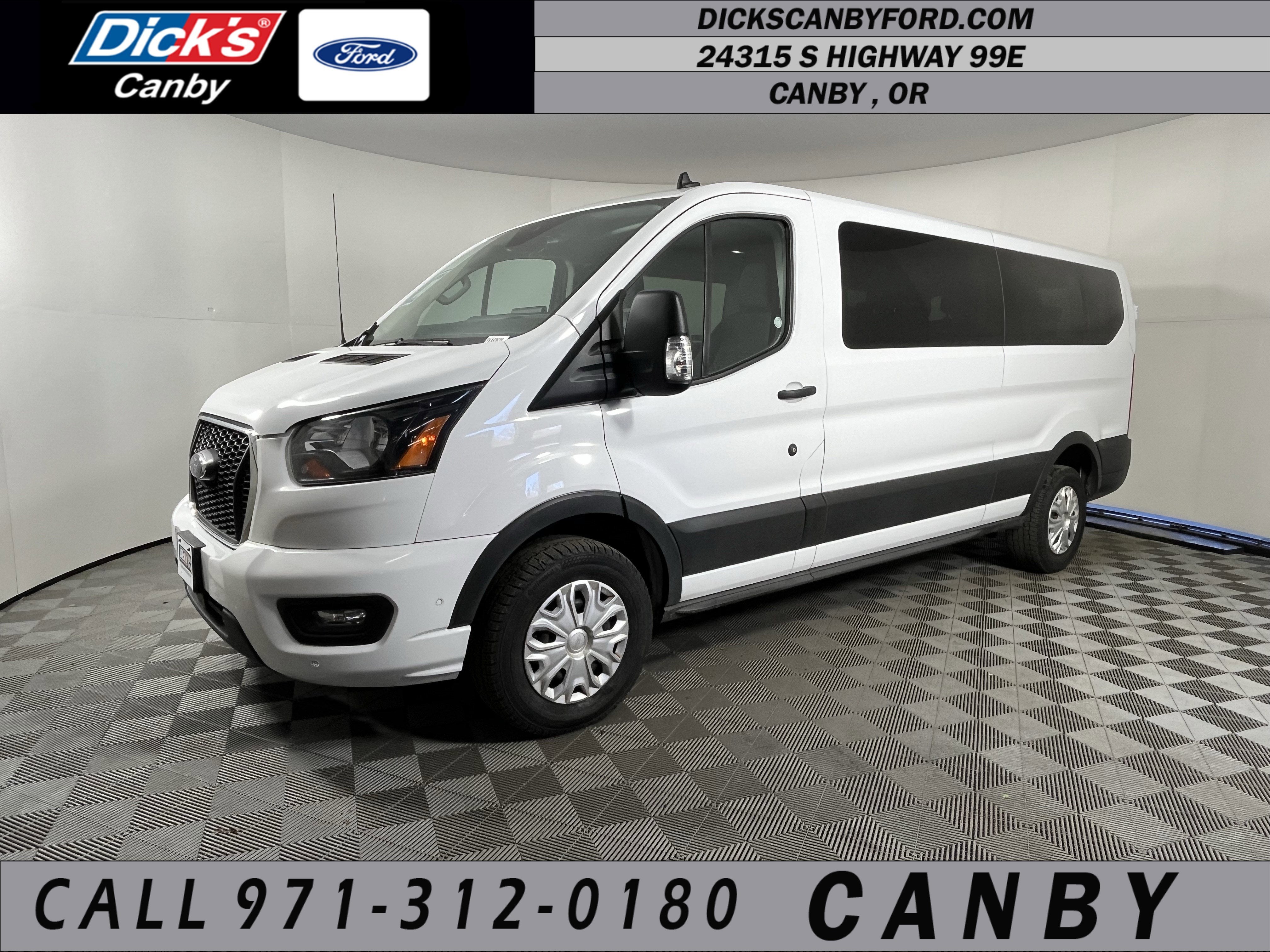 2023 Ford Transit Passenger Wagon Base