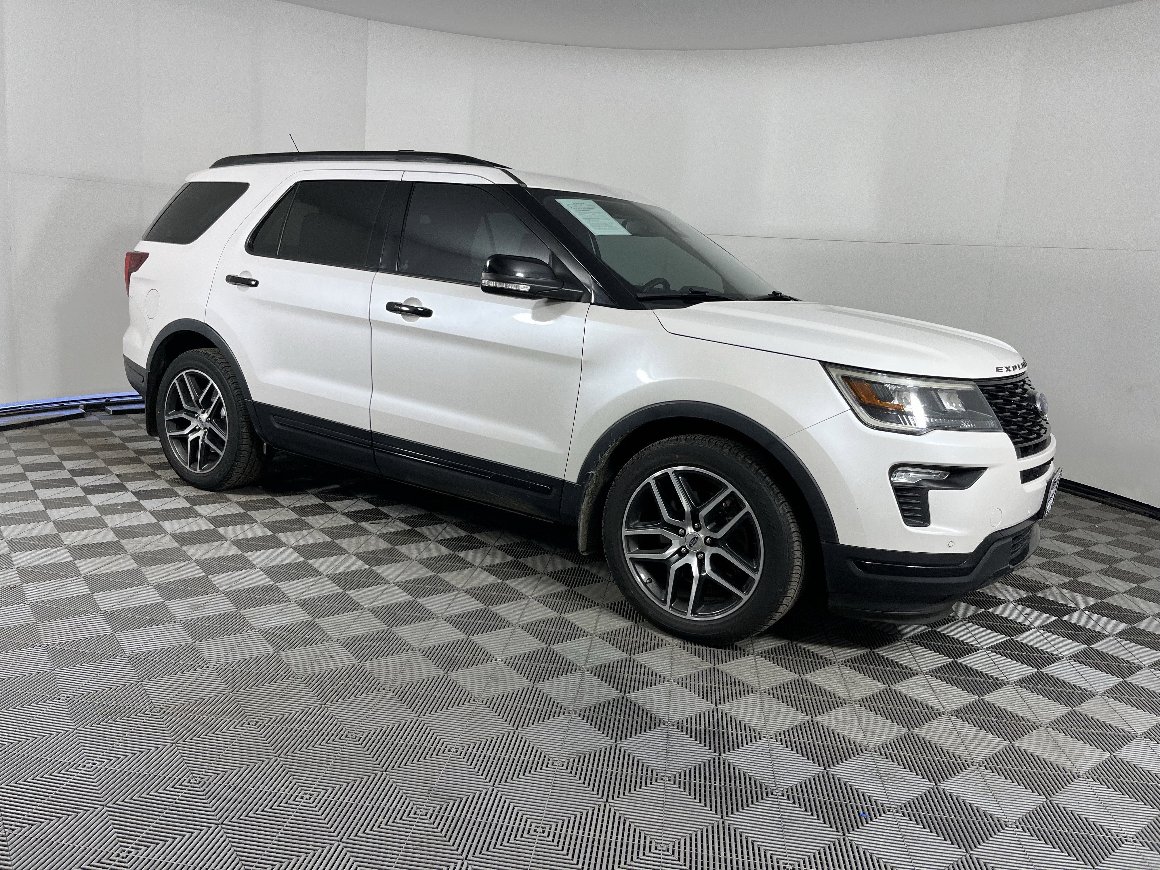 2018 Ford Explorer Sport