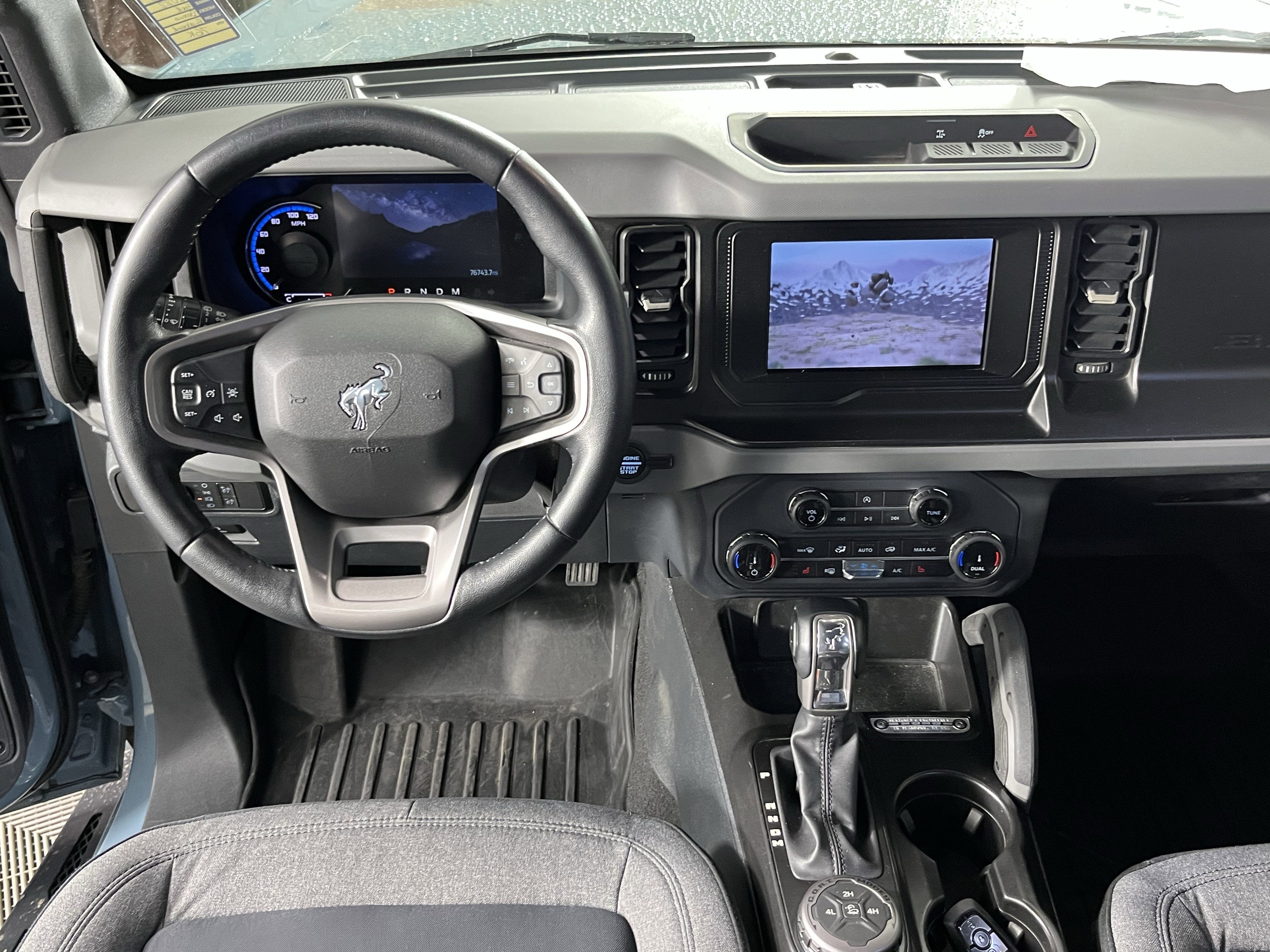 2022 Ford Bronco Base