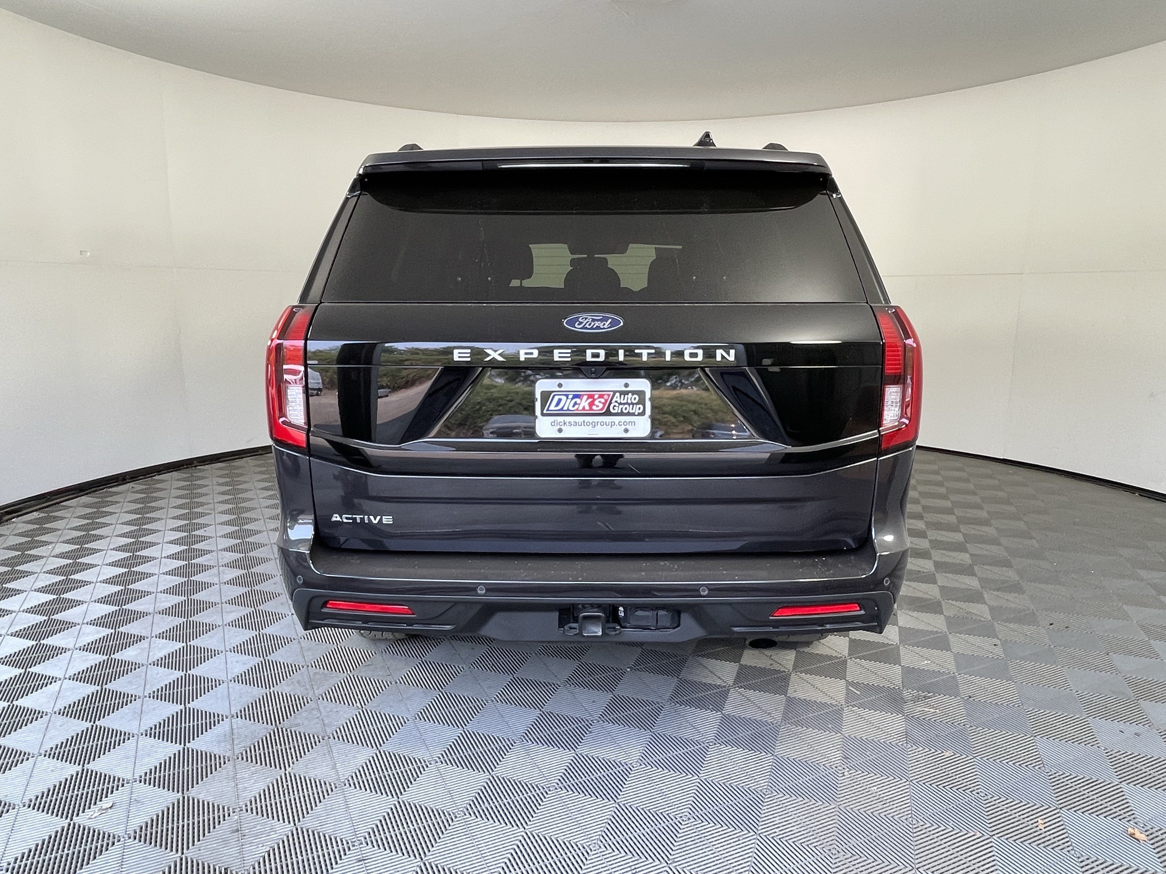 2025 Ford Expedition Active