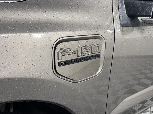2023 Ford F-150 Lightning LARIAT
