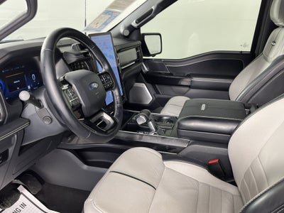 2025 Ford F-150 Lightning Platinum