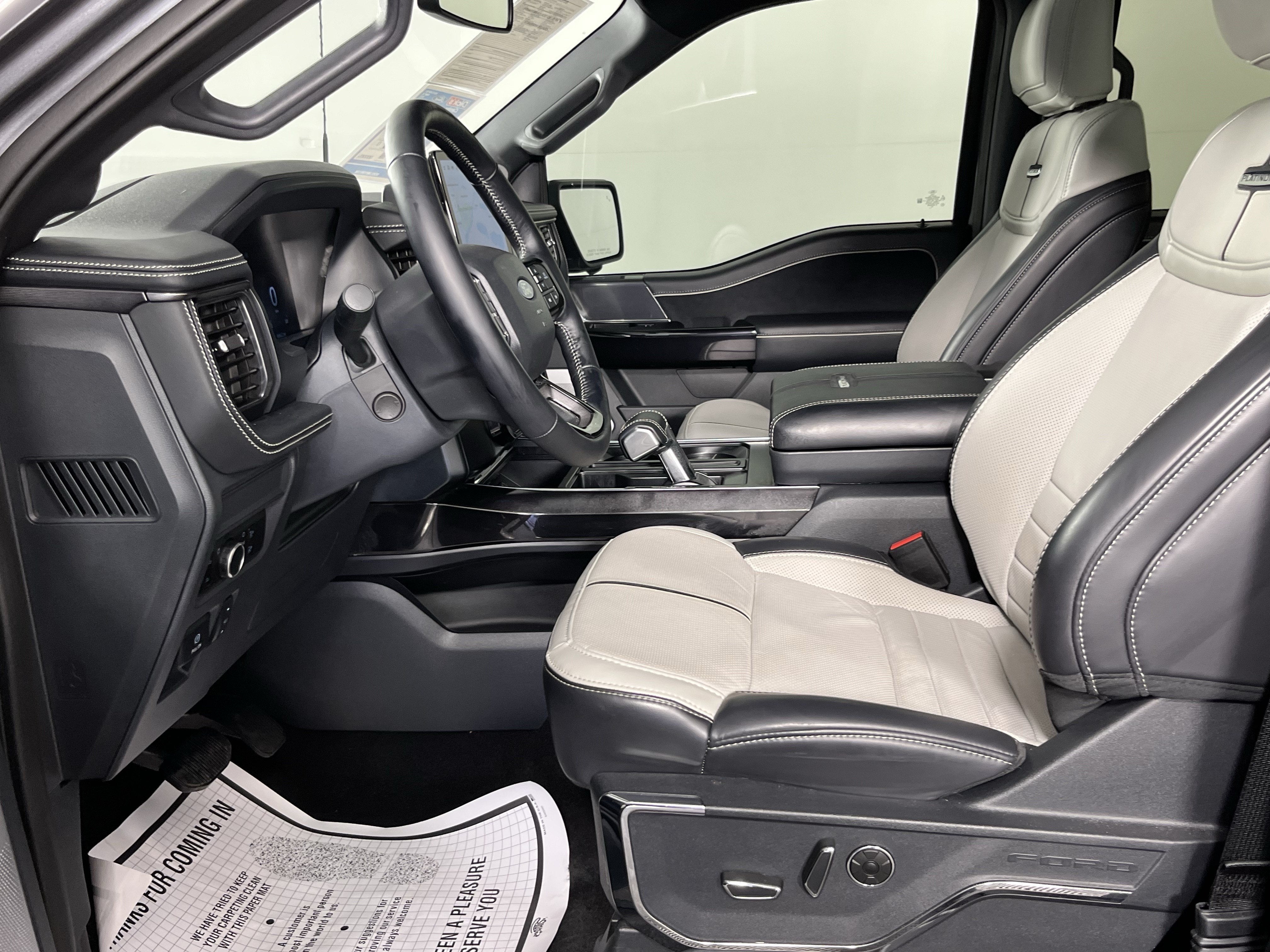 2025 Ford F-150 Lightning Platinum