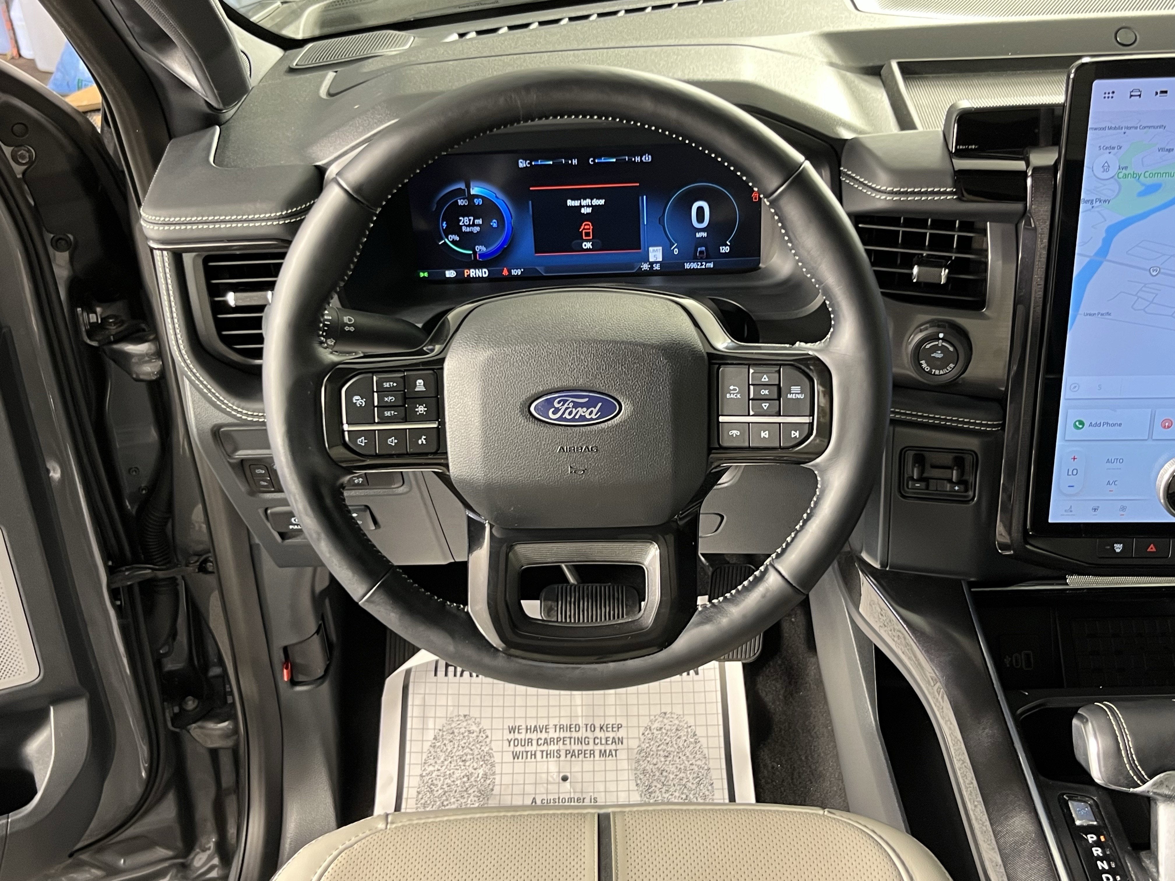 2025 Ford F-150 Lightning Platinum