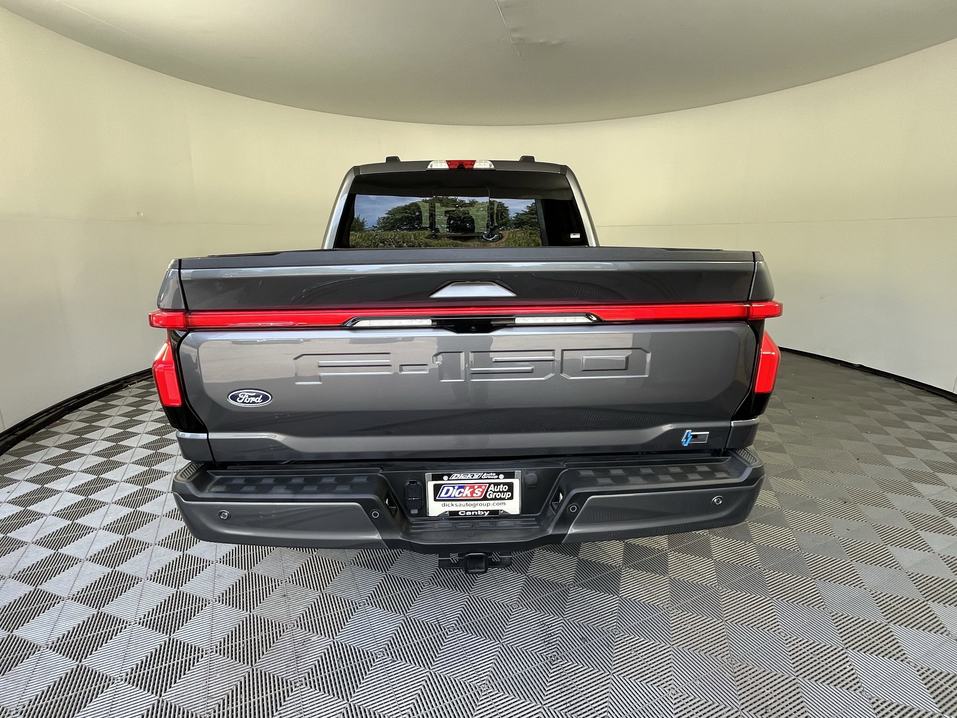2025 Ford F-150 Lightning Platinum