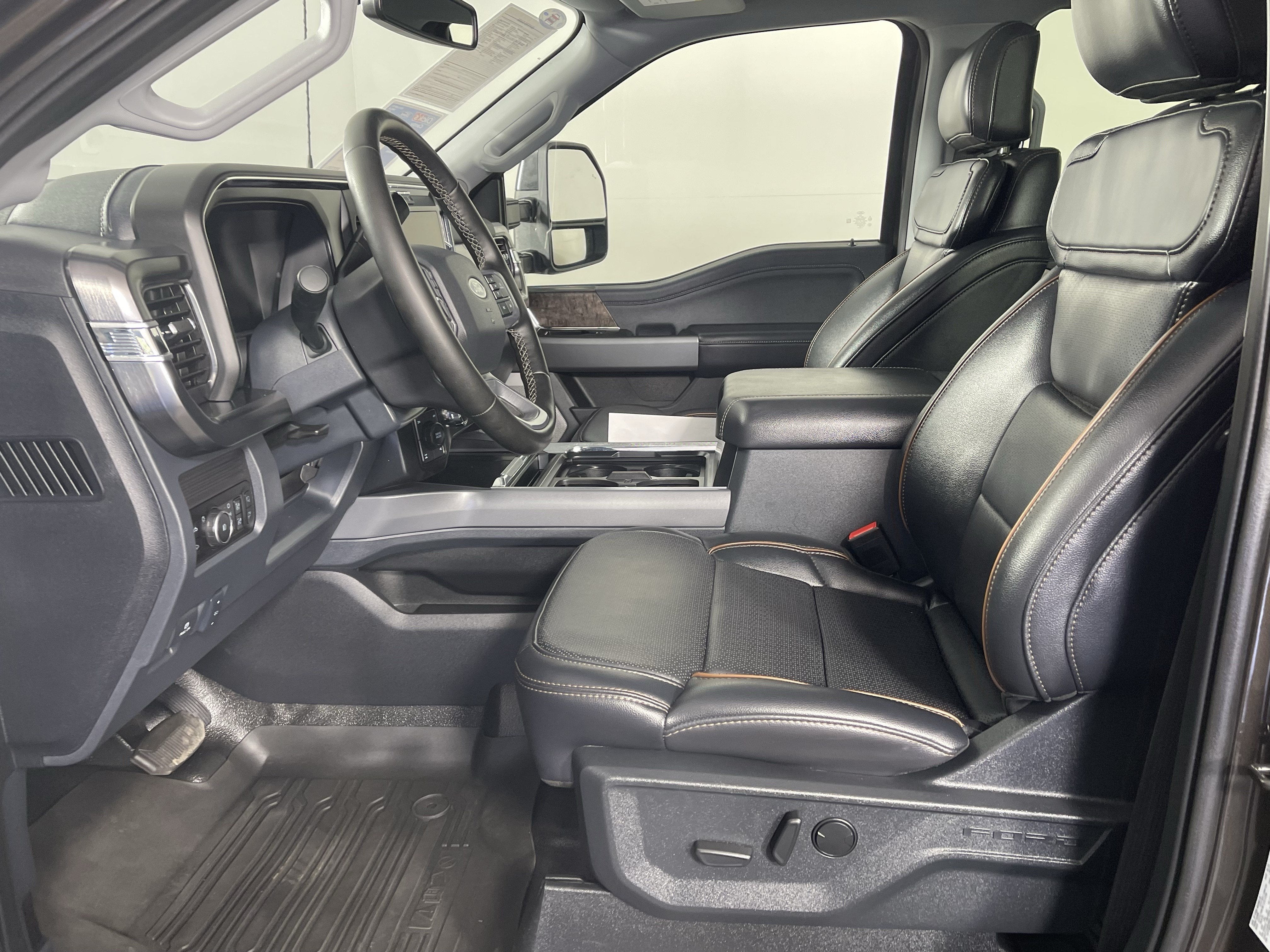 2025 Ford Super Duty F-350 SRW Super Duty