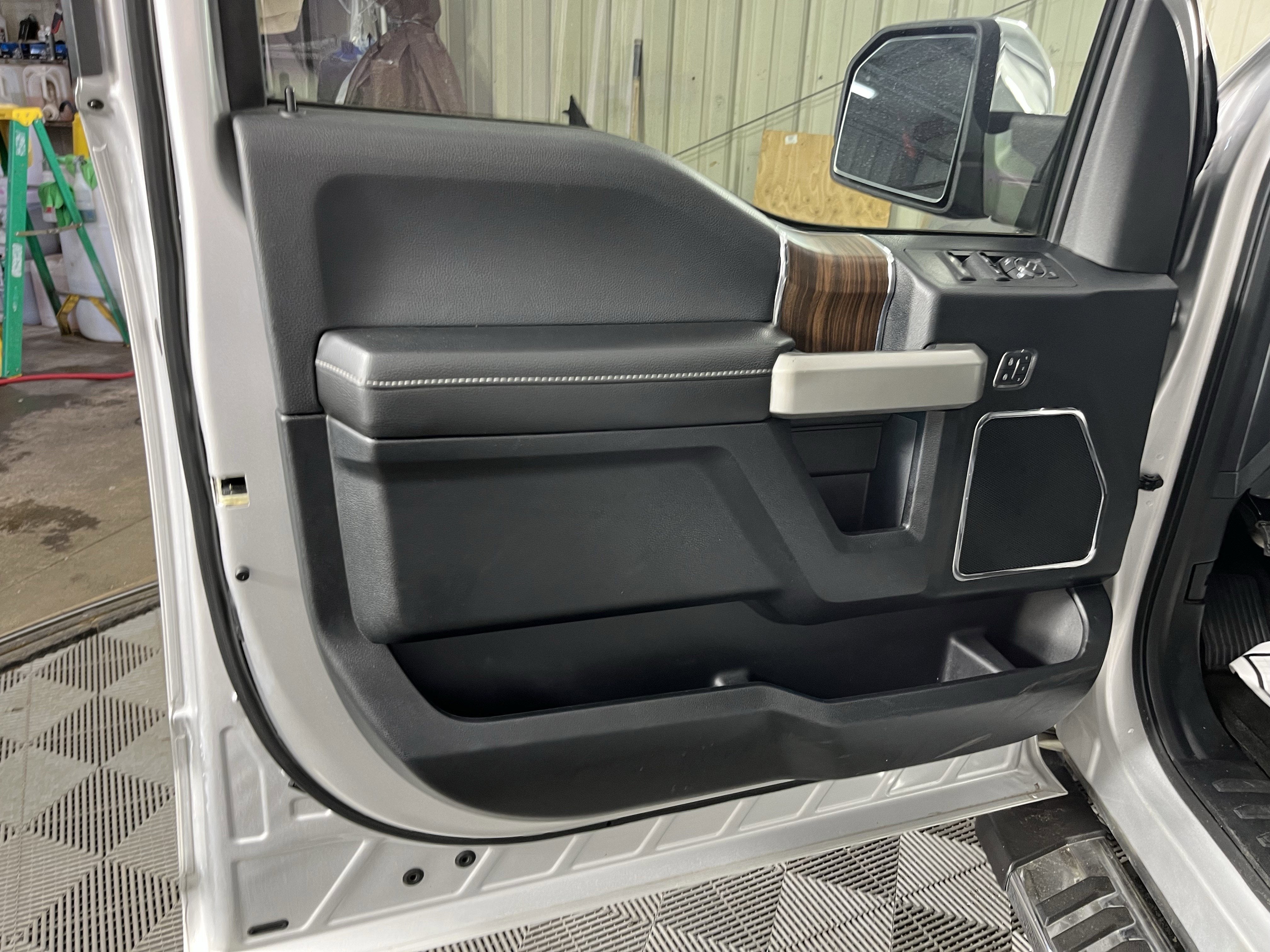 2017 Ford F-150 Base