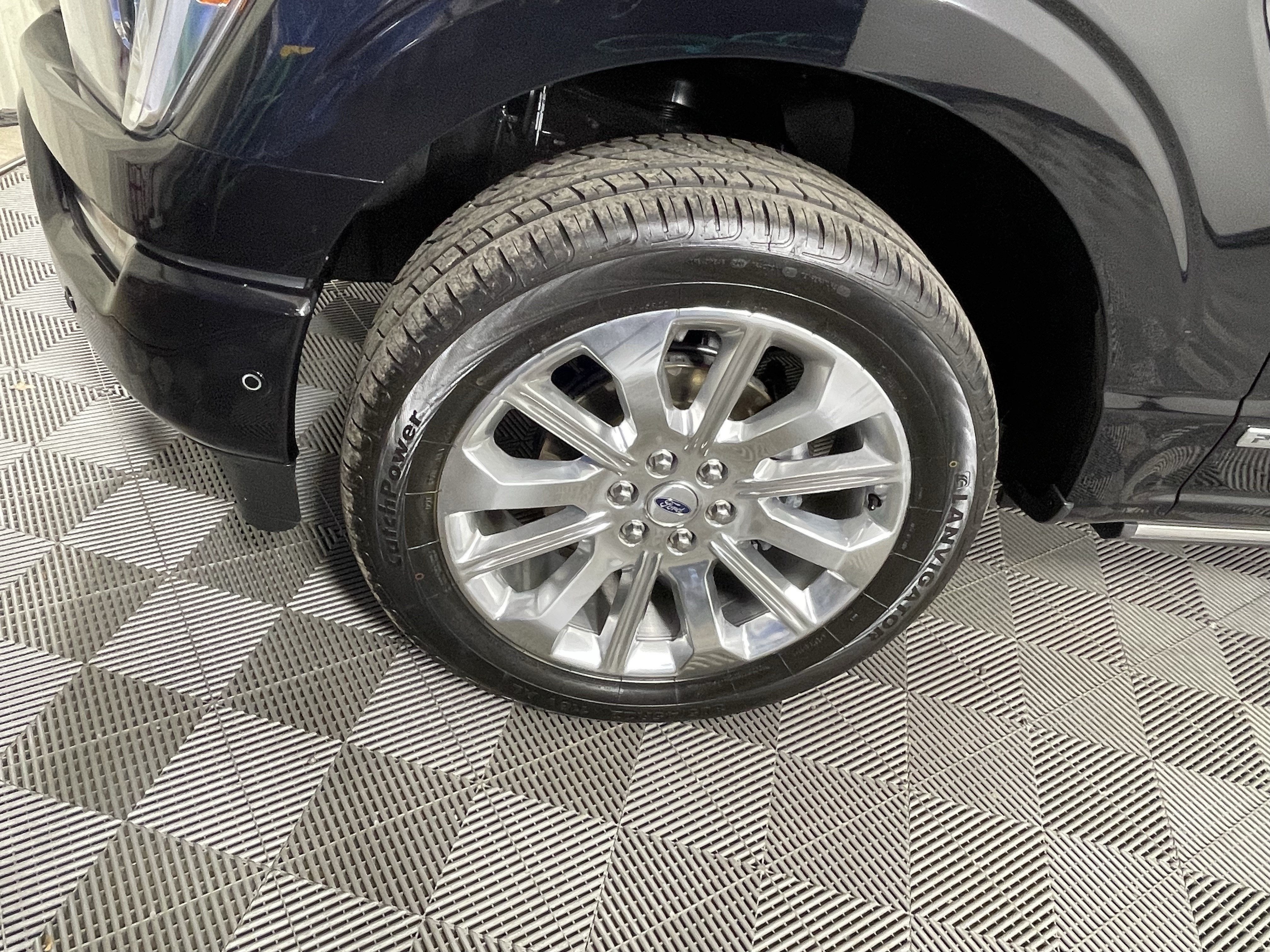 2023 Ford F-150 Base