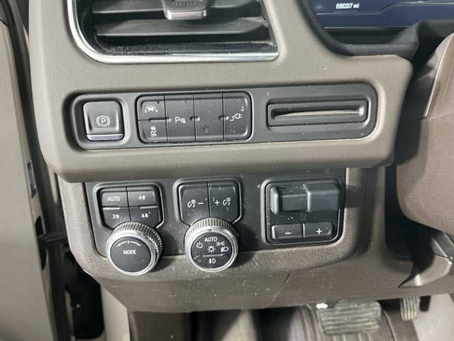 2022 GMC Yukon XL SLE