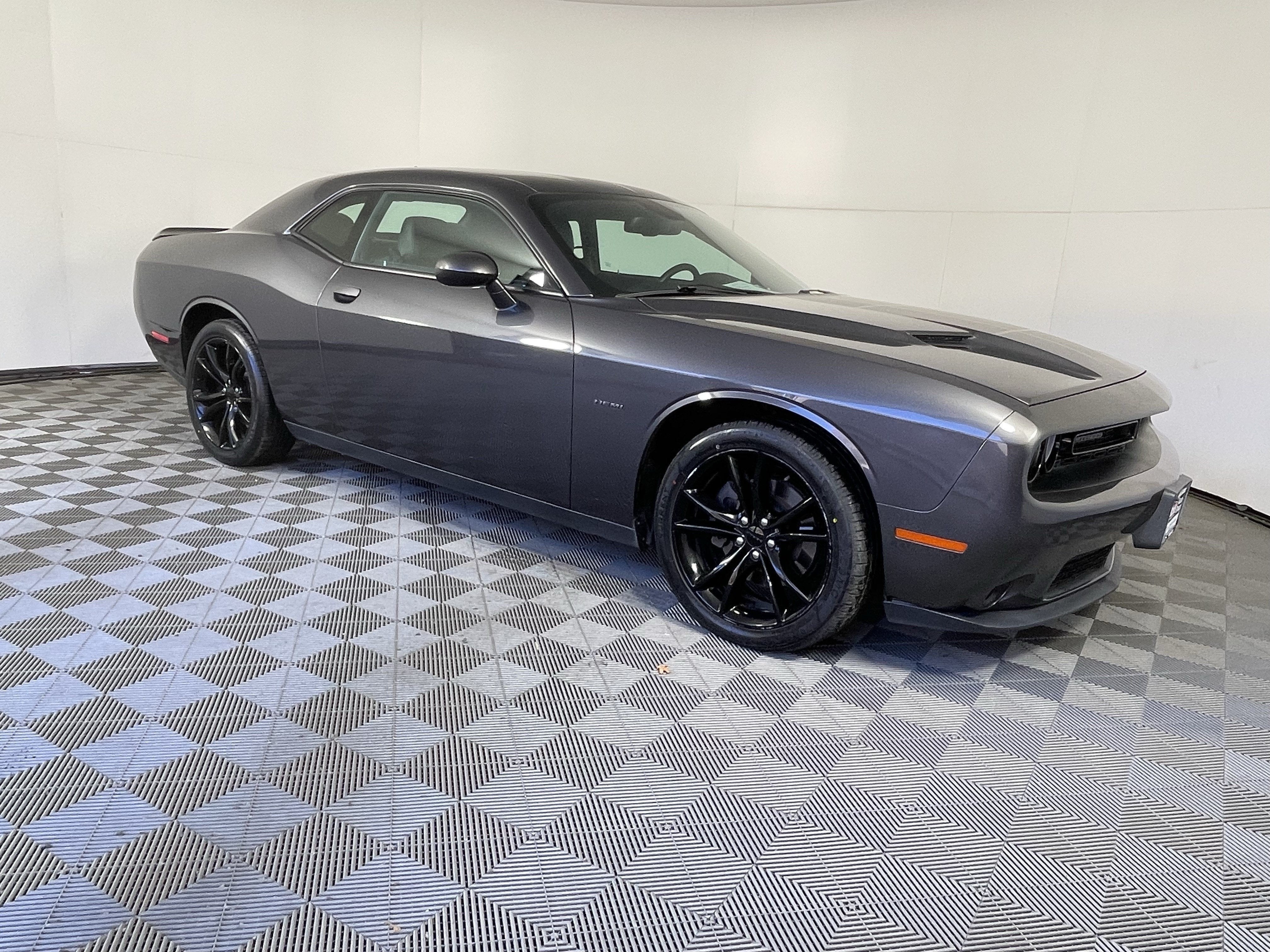 2016 Dodge Challenger R/T Plus