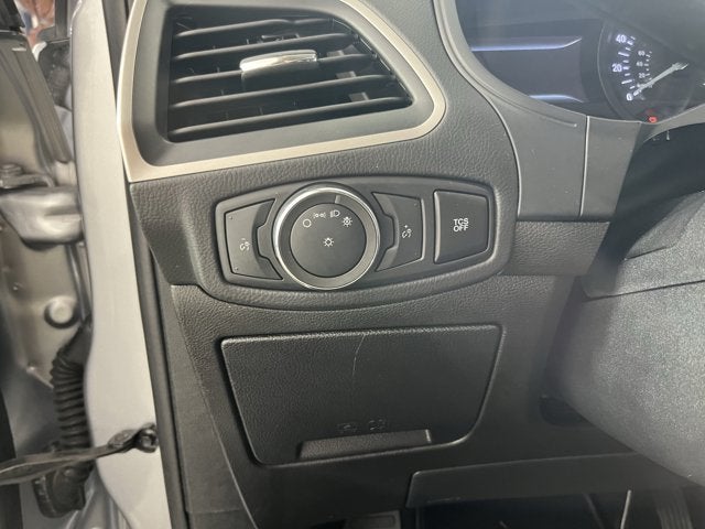 2022 Ford Edge Base