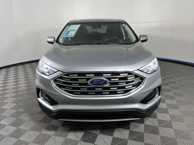 2022 Ford Edge Base
