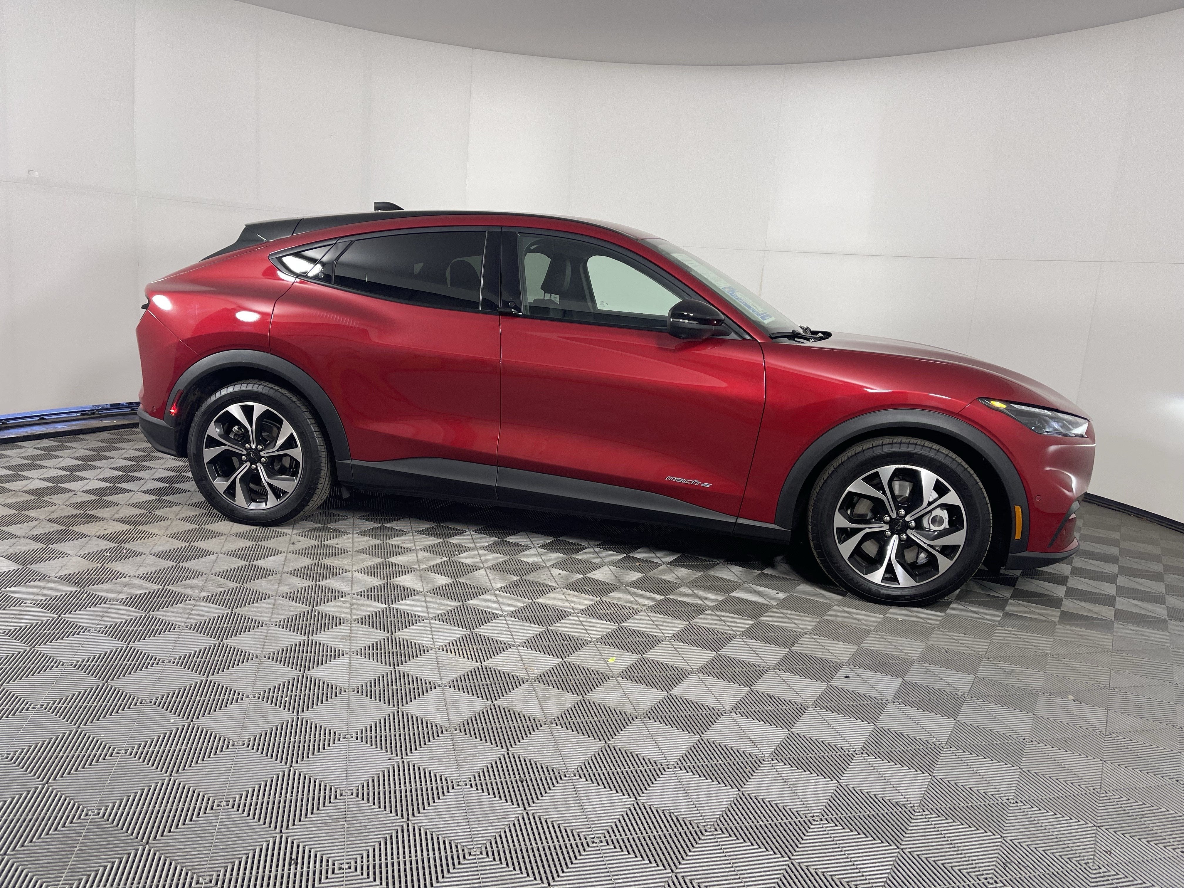 2024 Ford Mustang Mach-E Select