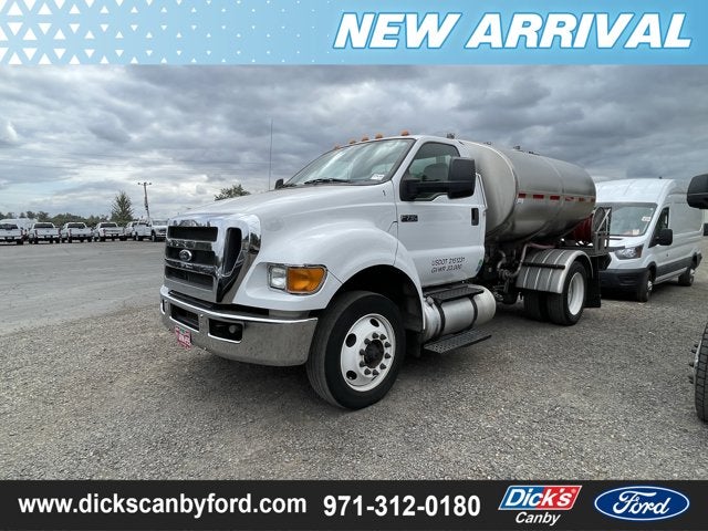 2013 Ford Super Duty F-750 Straight Frame Base