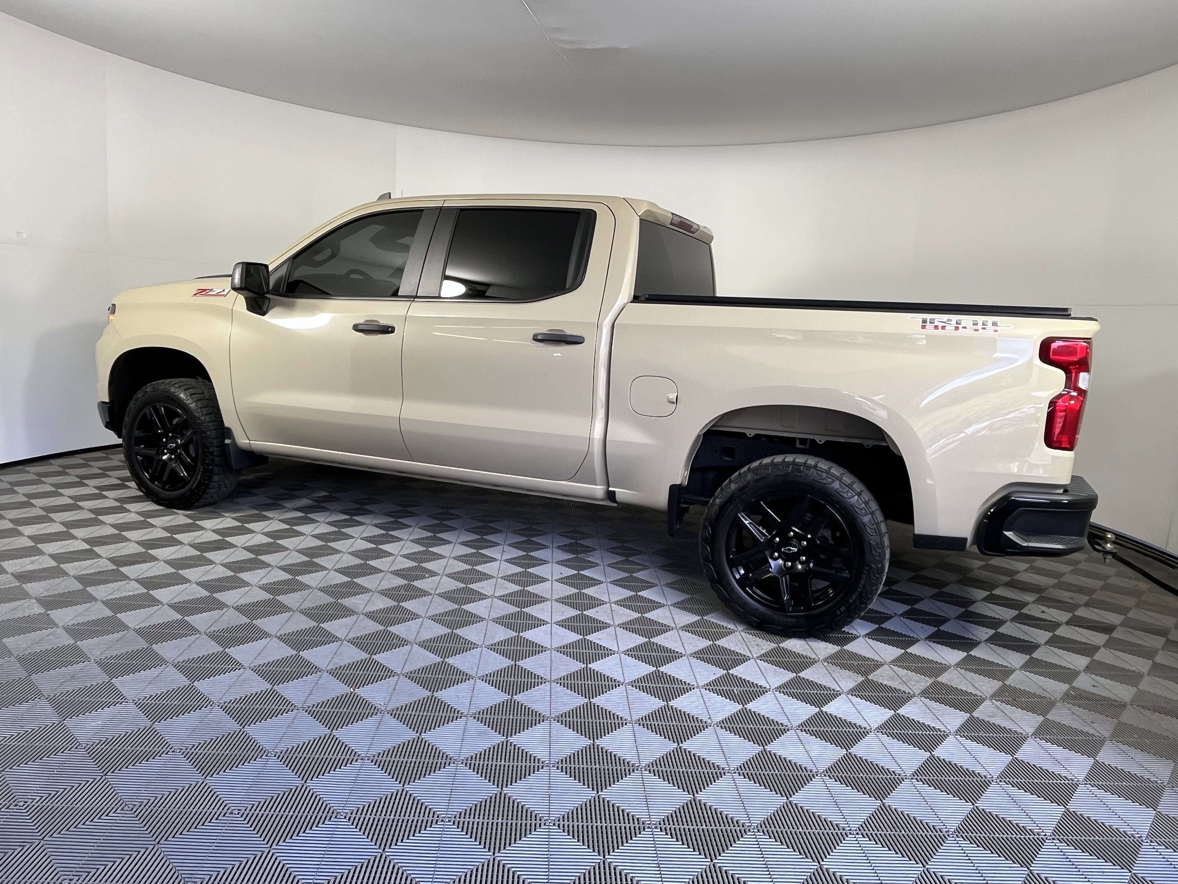 2022 Chevrolet Silverado 1500 Custom Trail Boss