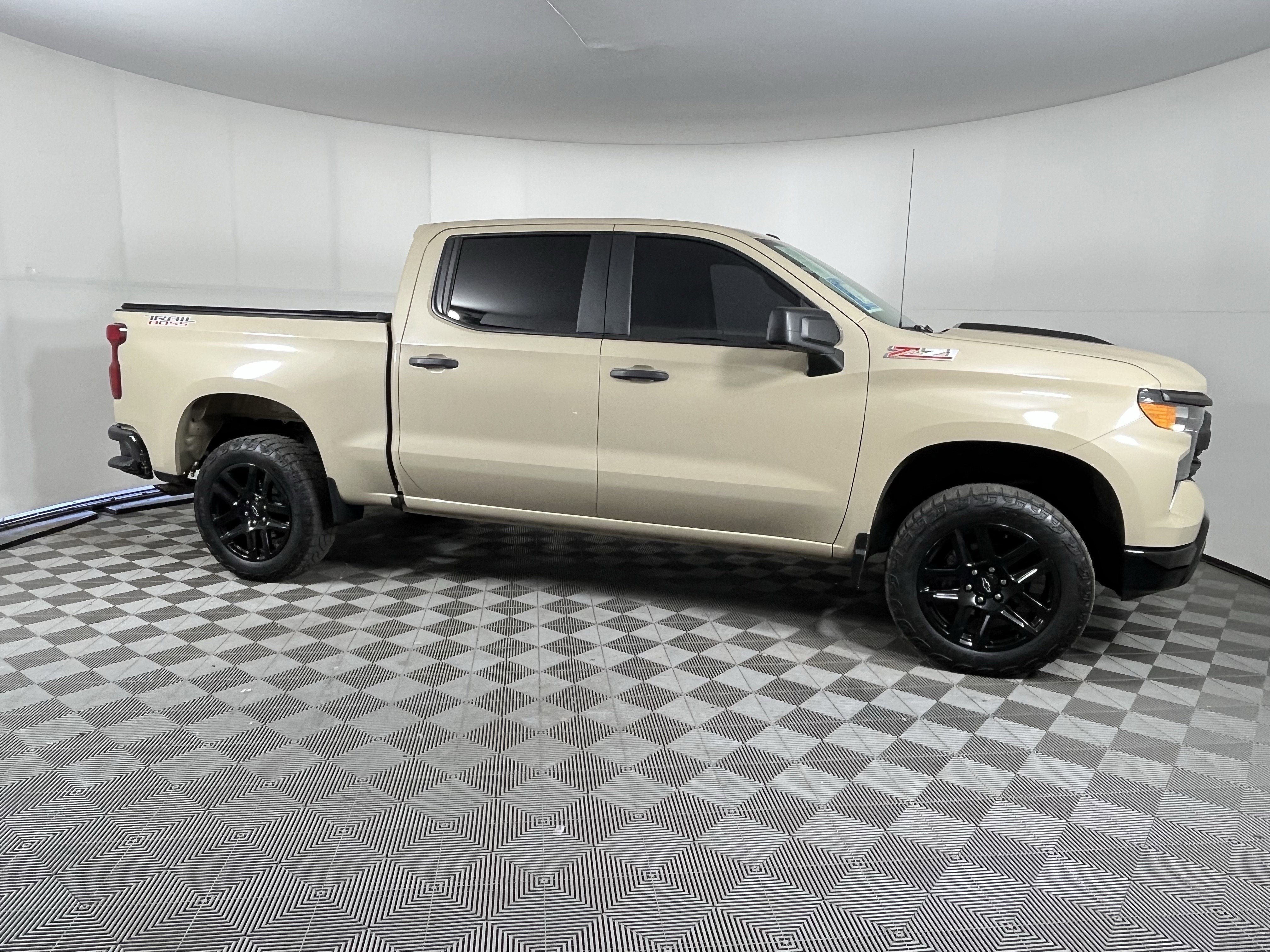 2022 Chevrolet Silverado 1500 Custom Trail Boss