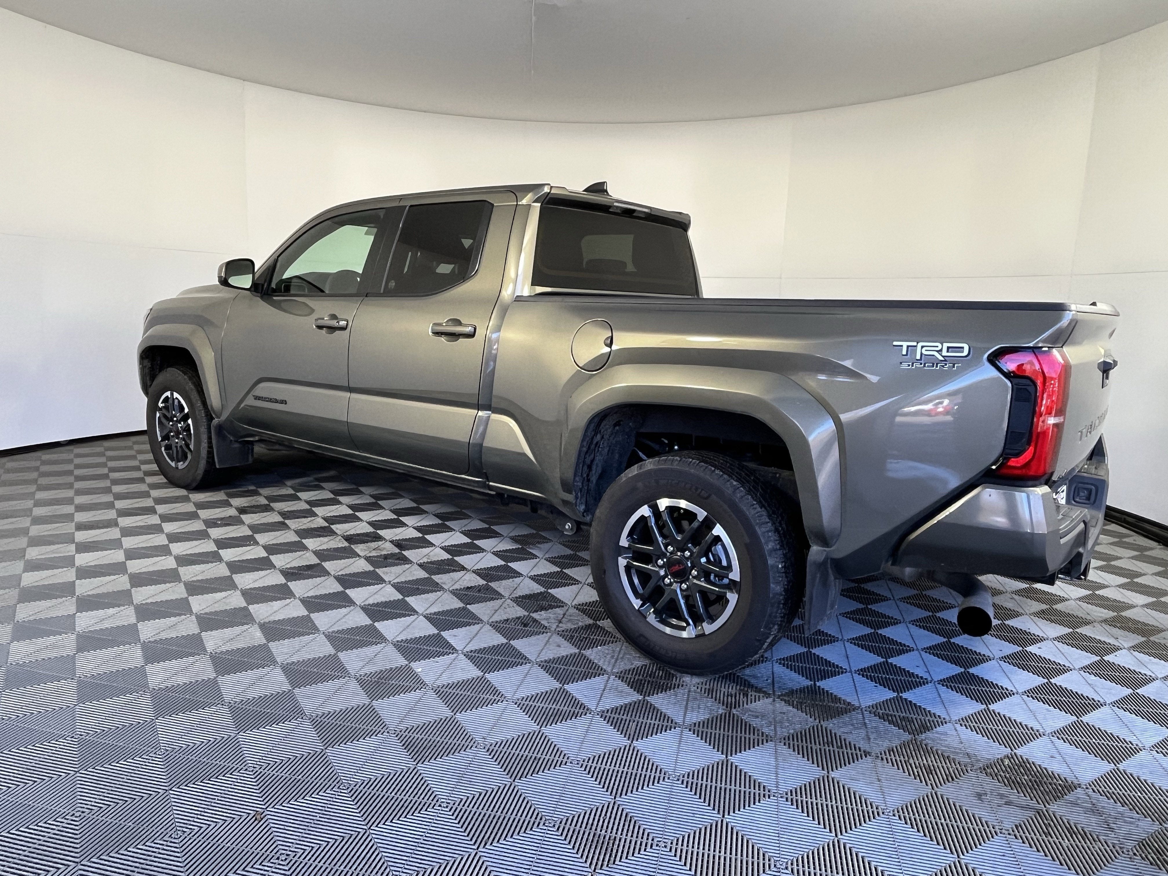2025 Toyota Tacoma 4WD SR