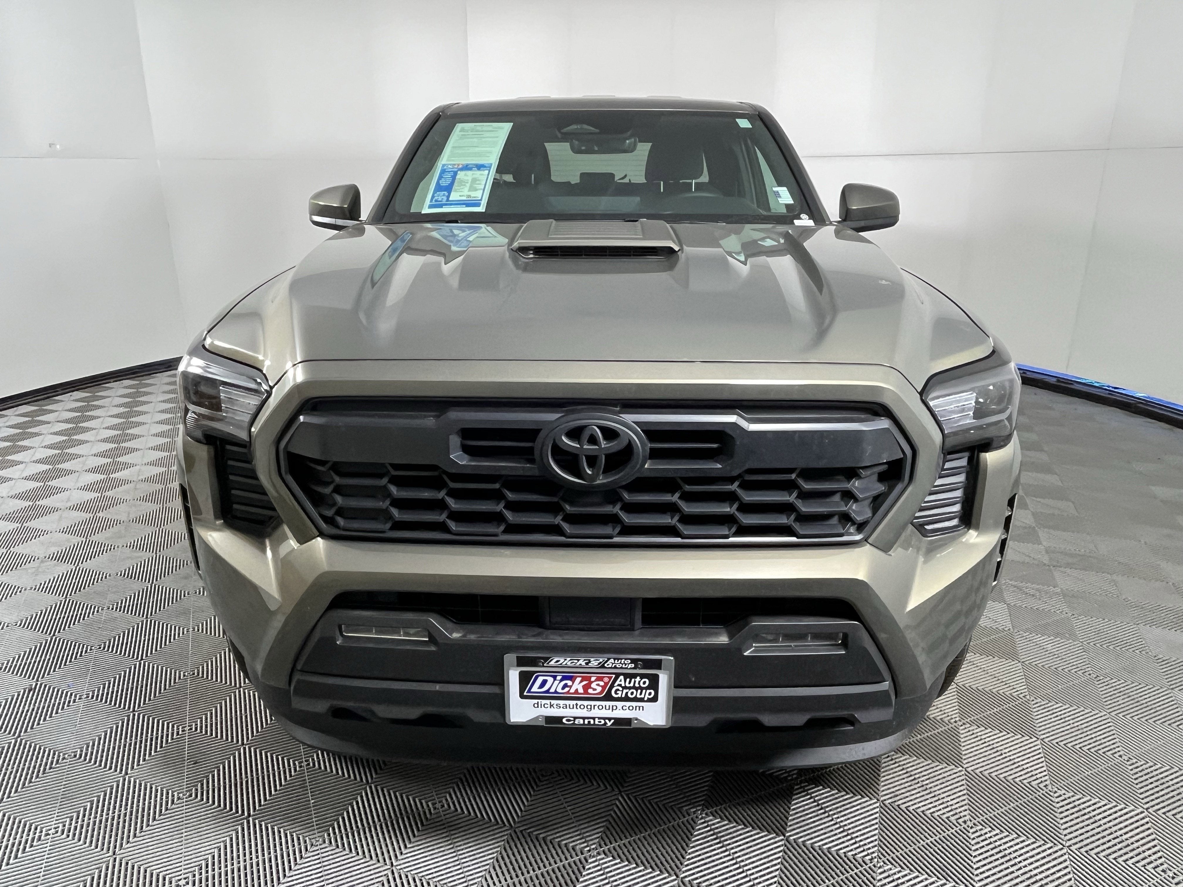 2025 Toyota Tacoma 4WD SR