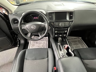 2019 Nissan Pathfinder S