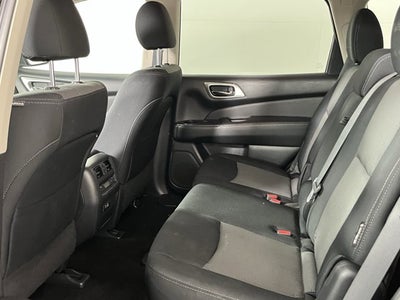 2019 Nissan Pathfinder S