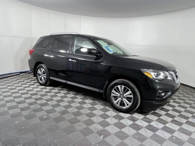 2019 Nissan Pathfinder S