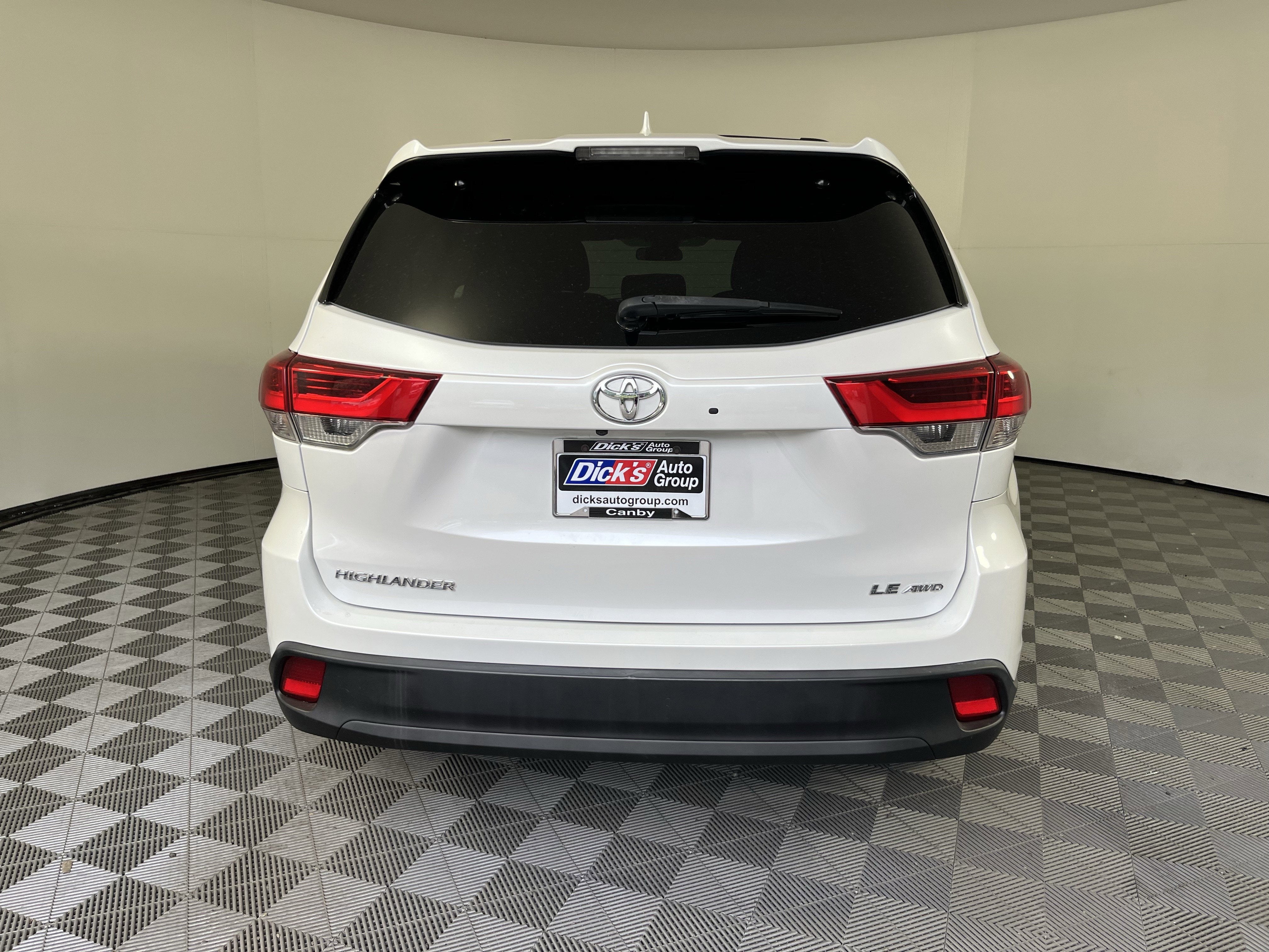 2019 Toyota Highlander LE
