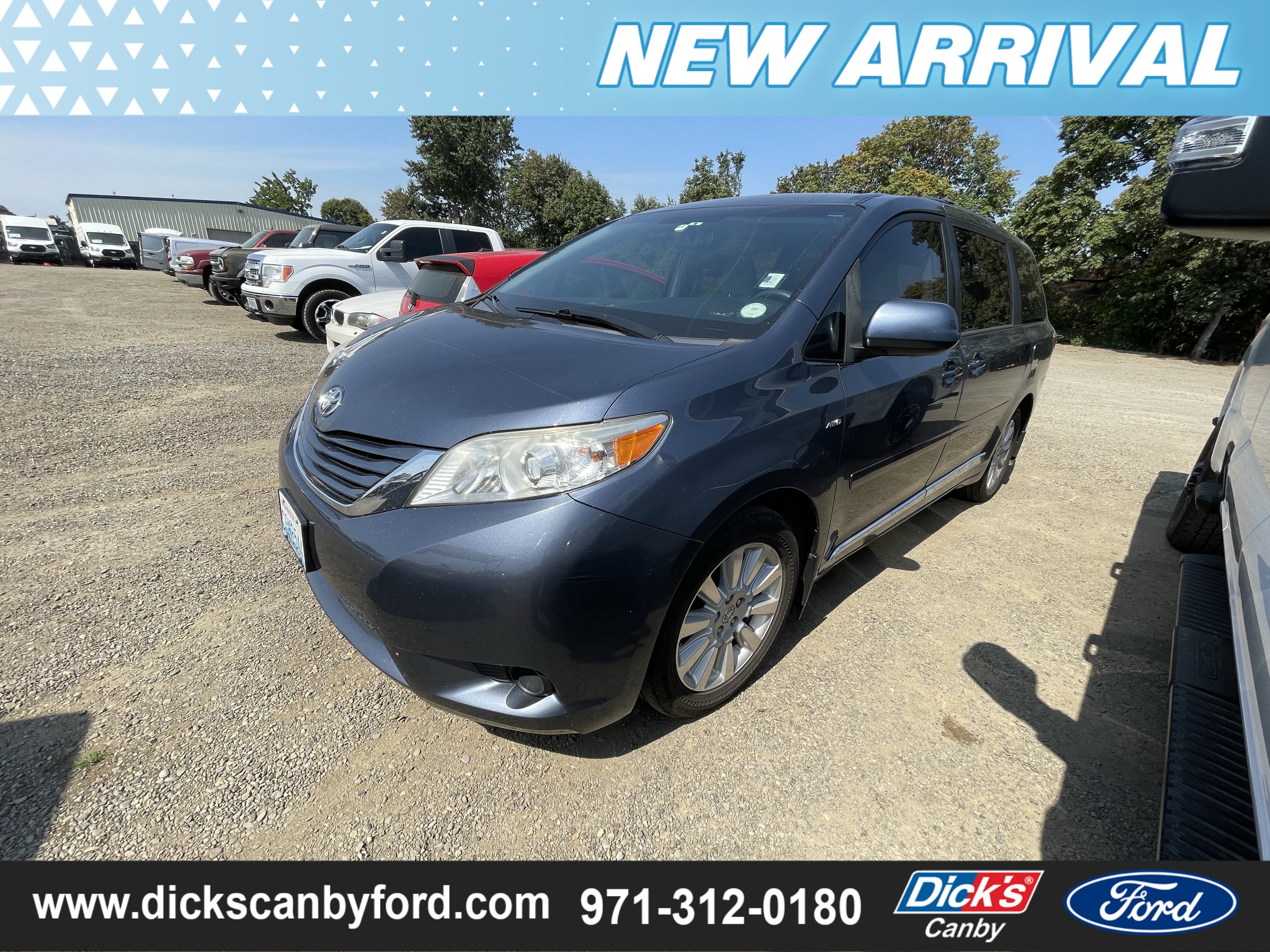 2016 Toyota Sienna LE