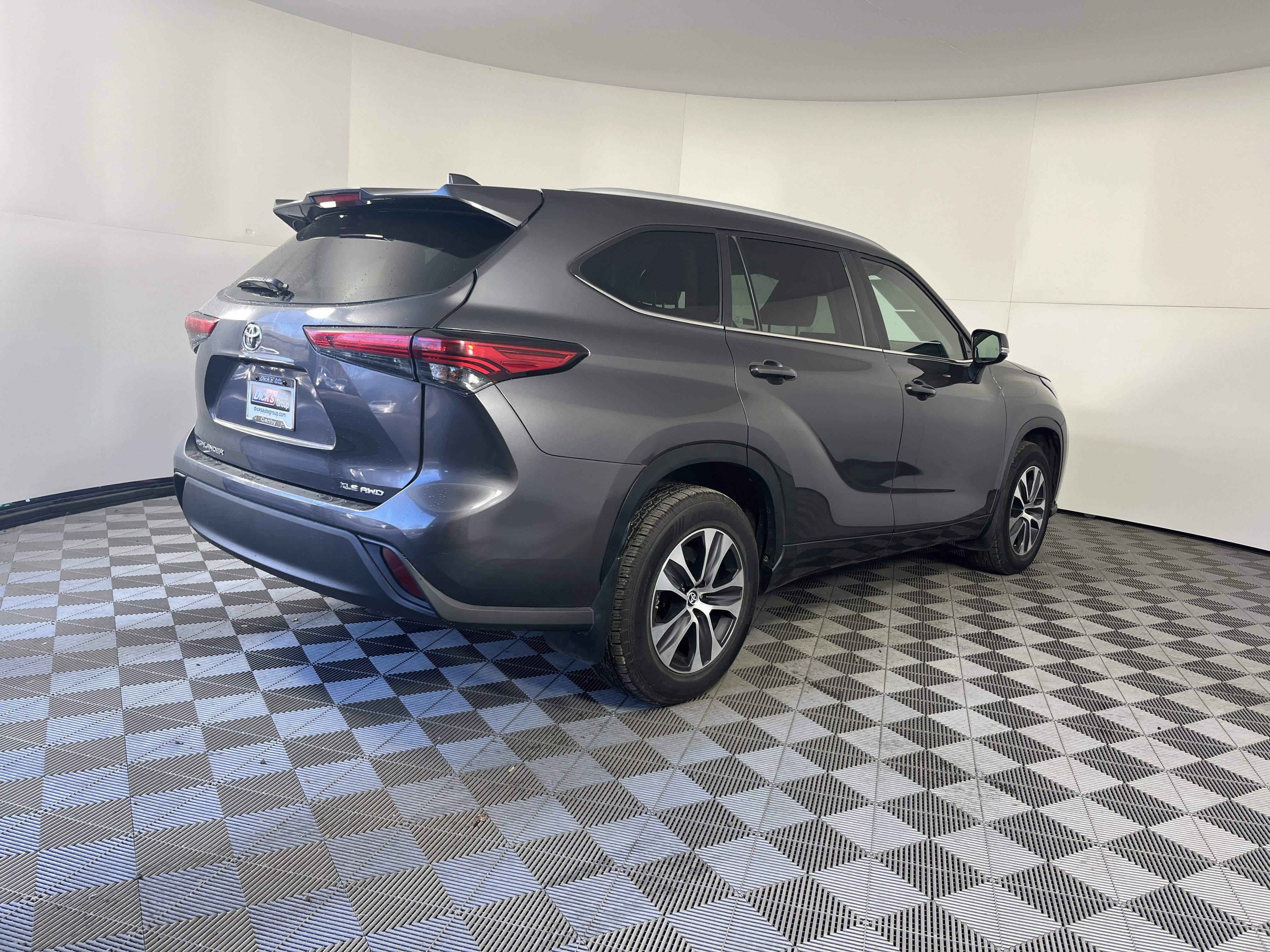 2023 Toyota Highlander L