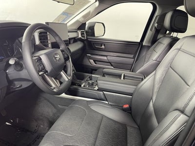 2023 Toyota Tundra 4WD SR5