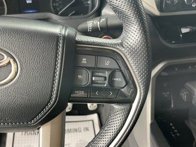 2022 Toyota Tundra 4WD SR5