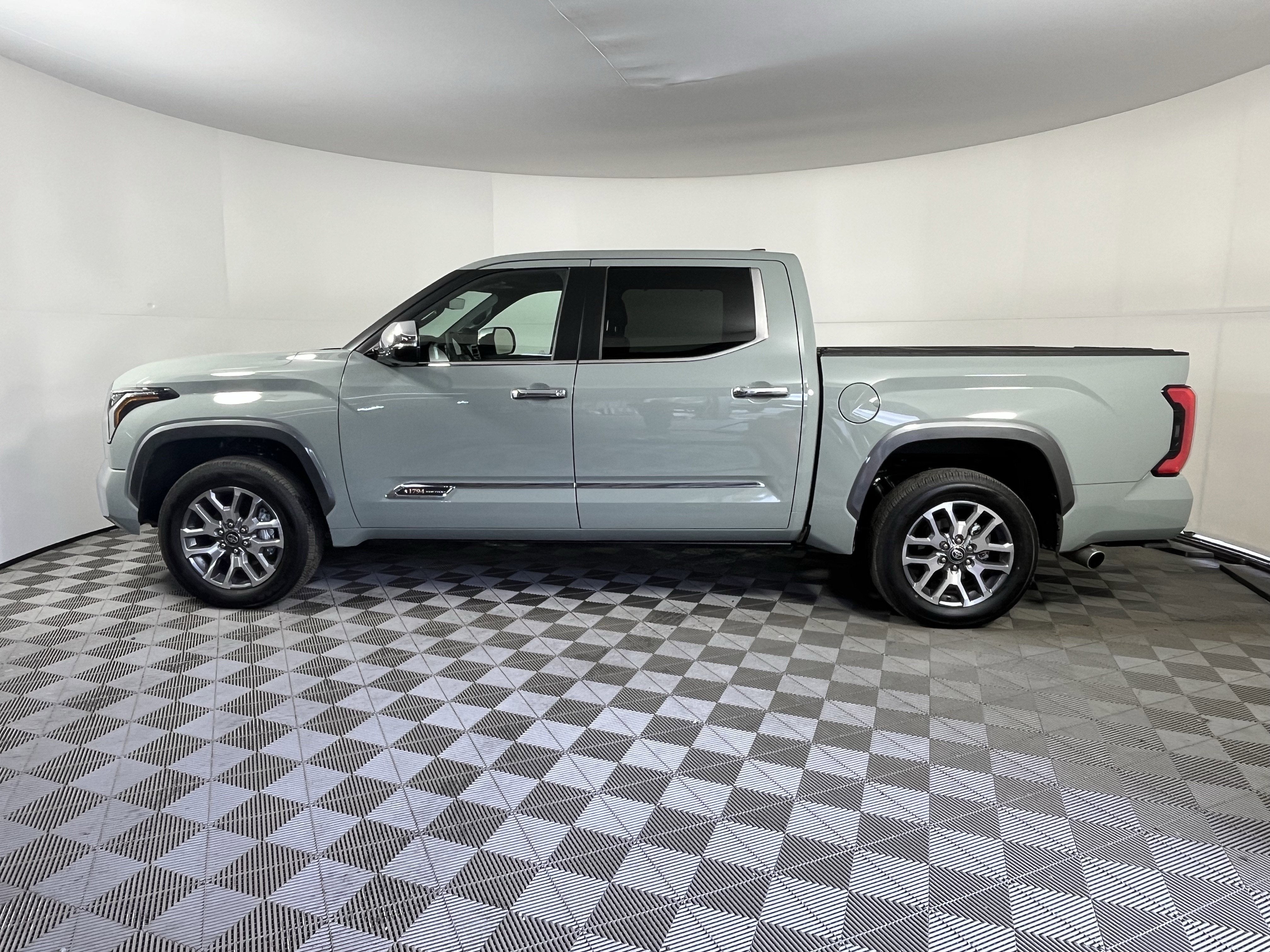 2025 Toyota Tundra 4WD 1794 Edition