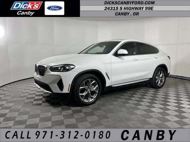 2025 BMW X4 xDrive30i
