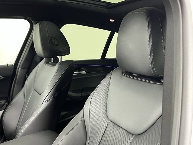 2025 BMW X4 xDrive30i