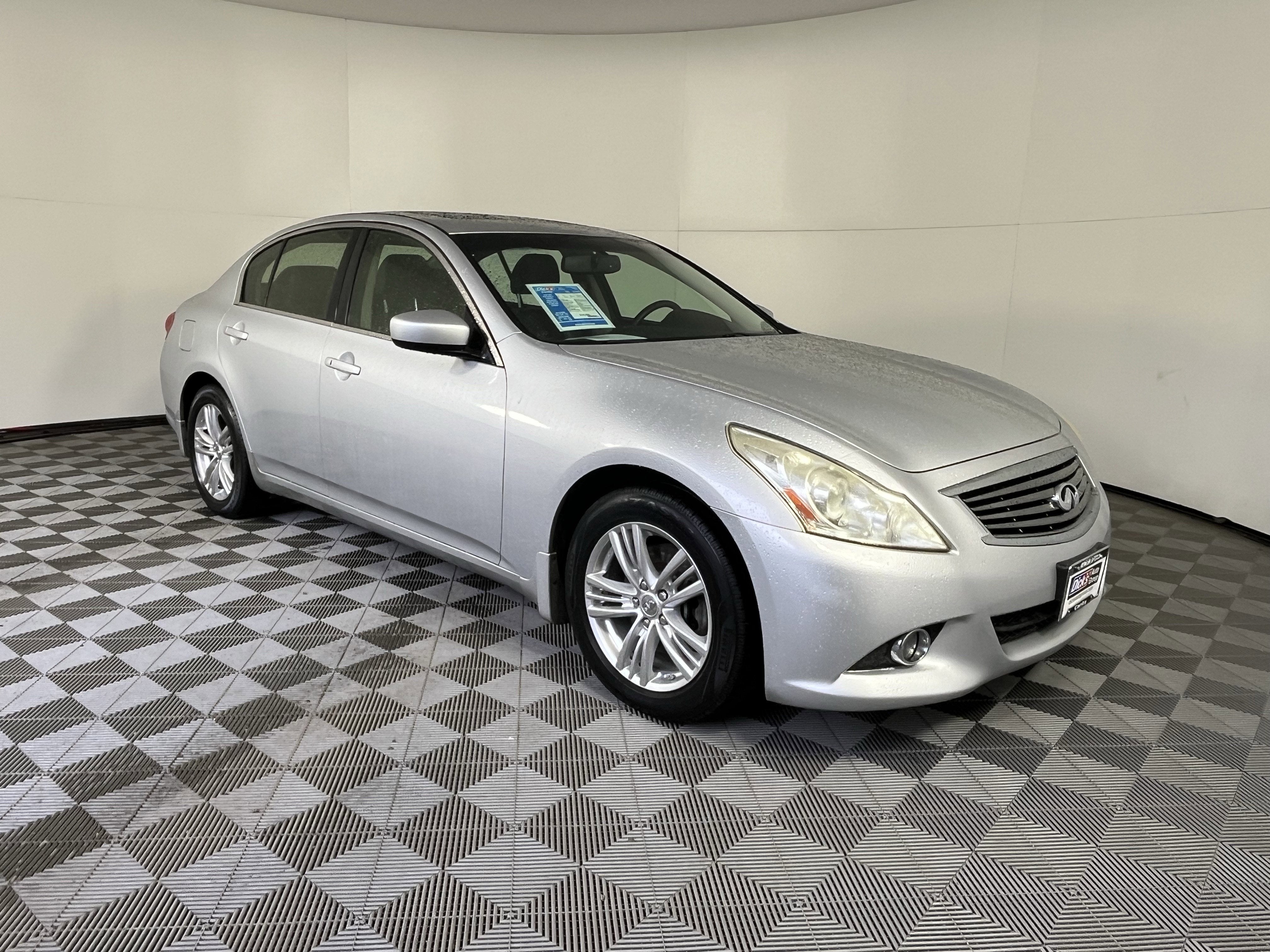 2013 INFINITI G37 Sedan x