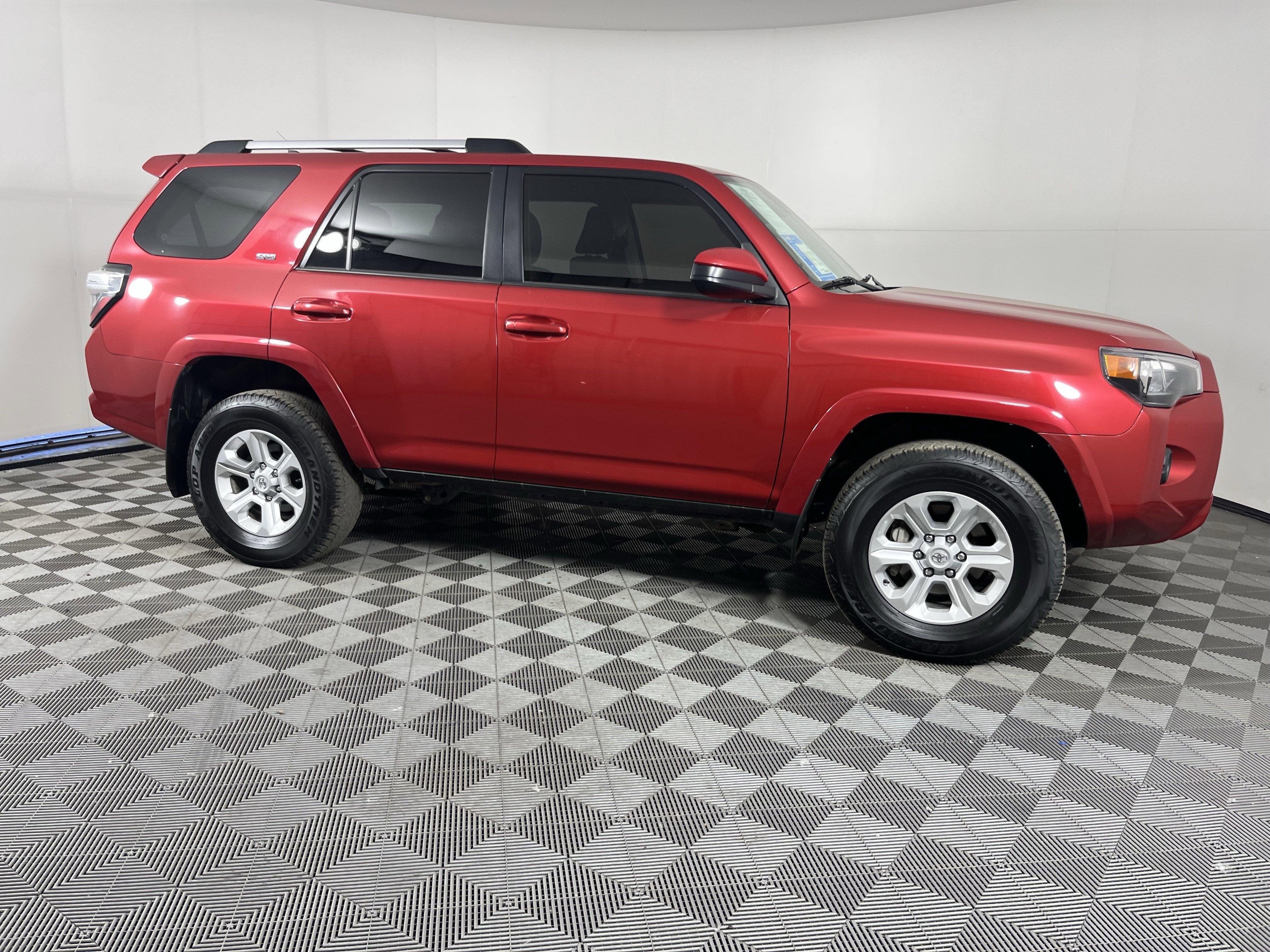 2024 Toyota 4Runner SR5