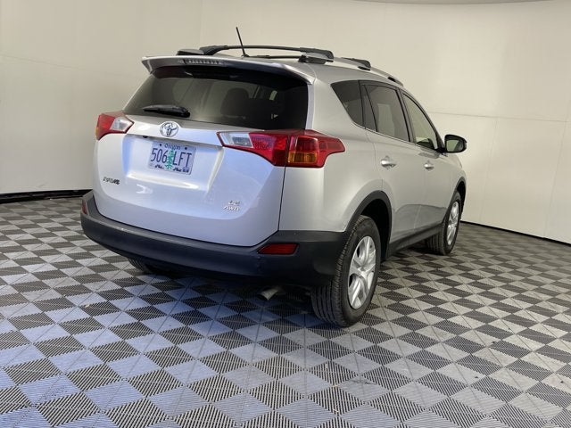 2013 Toyota RAV4 LE