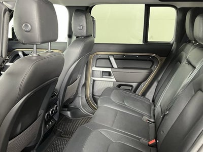 2024 Land Rover Defender X-Dynamic SE