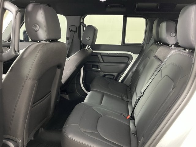 2025 Land Rover Defender S