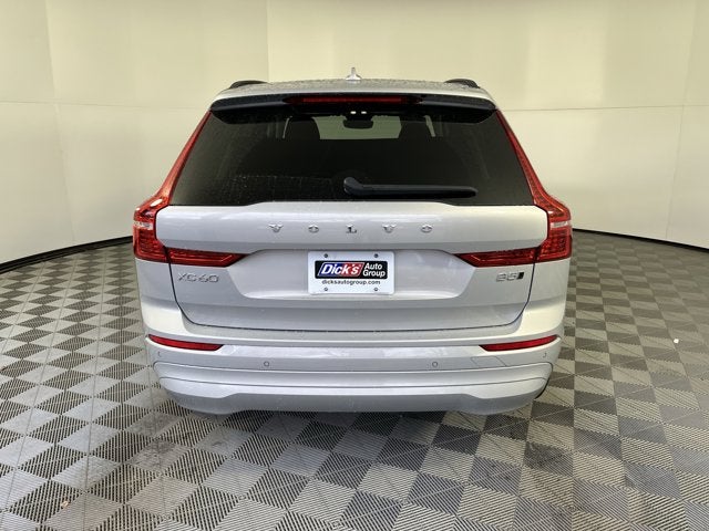 2022 Volvo XC60 Momentum