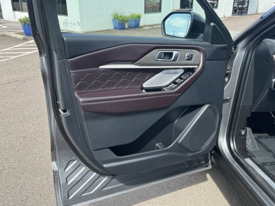 2025 Ford Explorer Platinum