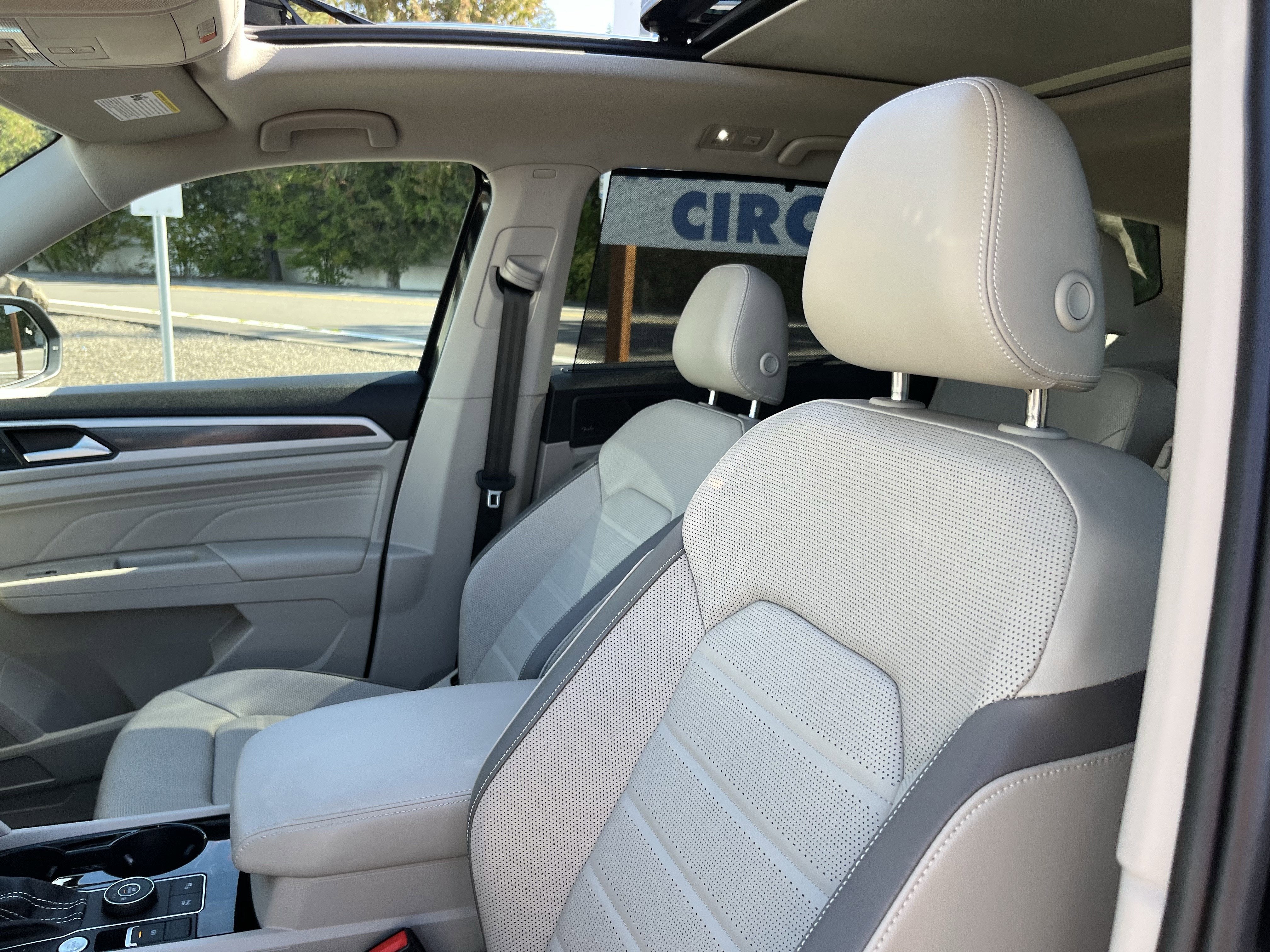 2023 Volkswagen Atlas 3.6L V6 SEL Premium R-Line