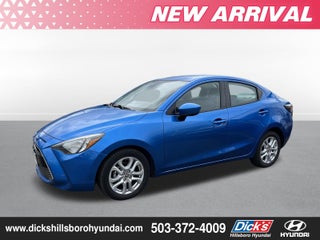 2017 Toyota Yaris iA Manual (Natl)