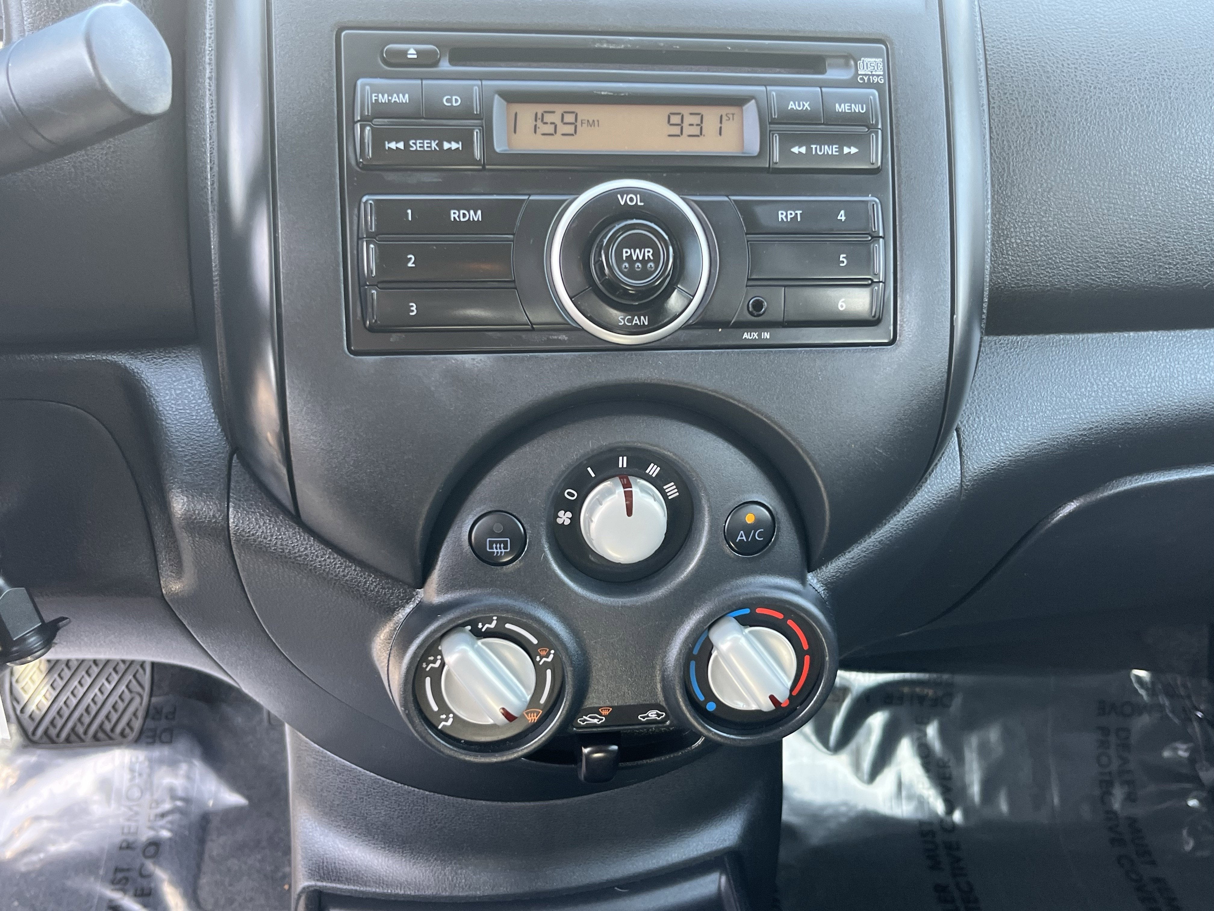 2014 Nissan Versa S Plus