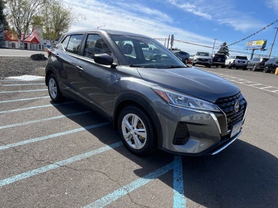 2022 Nissan Kicks S
