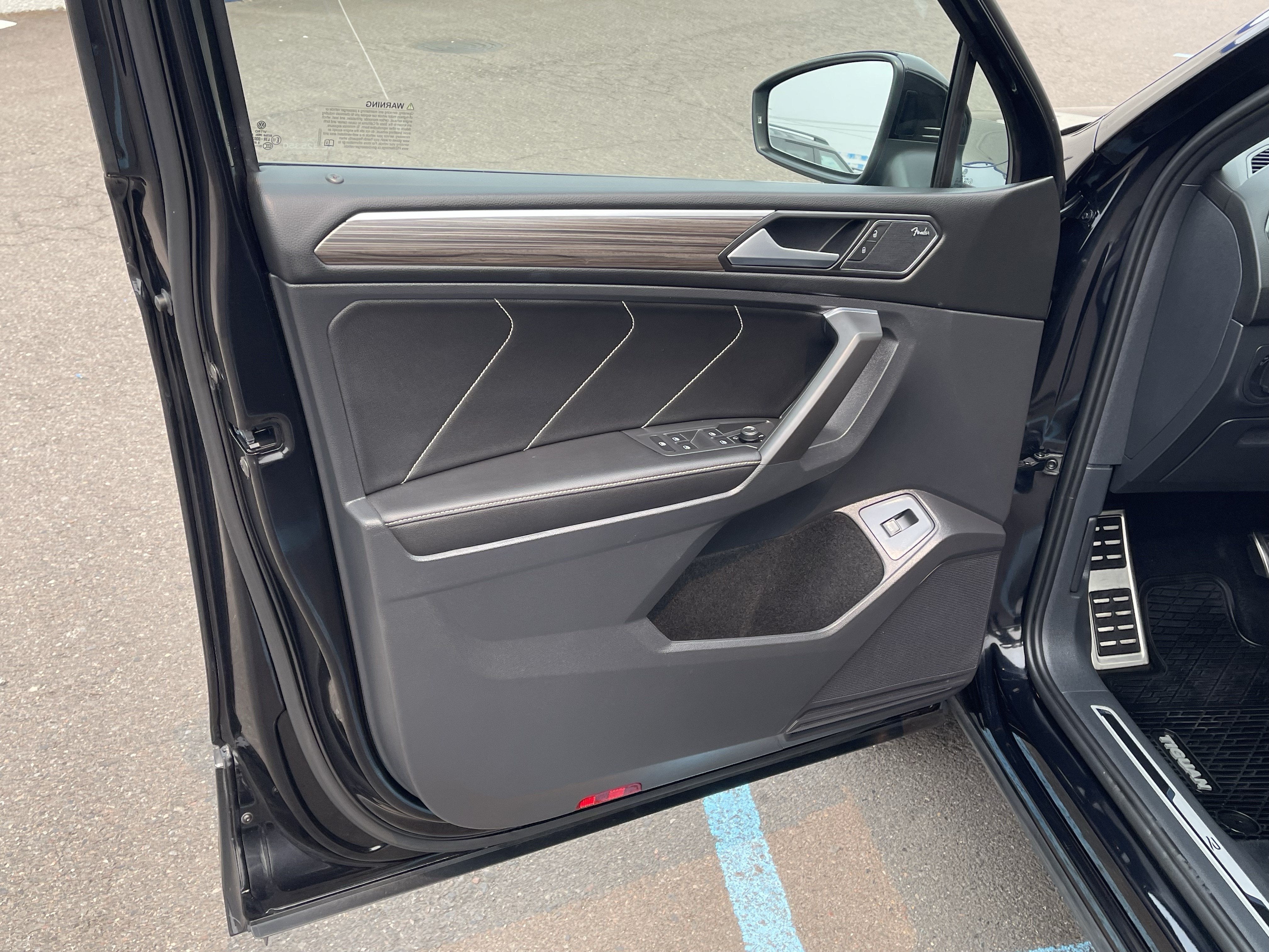 2022 Volkswagen Tiguan SEL R-Line