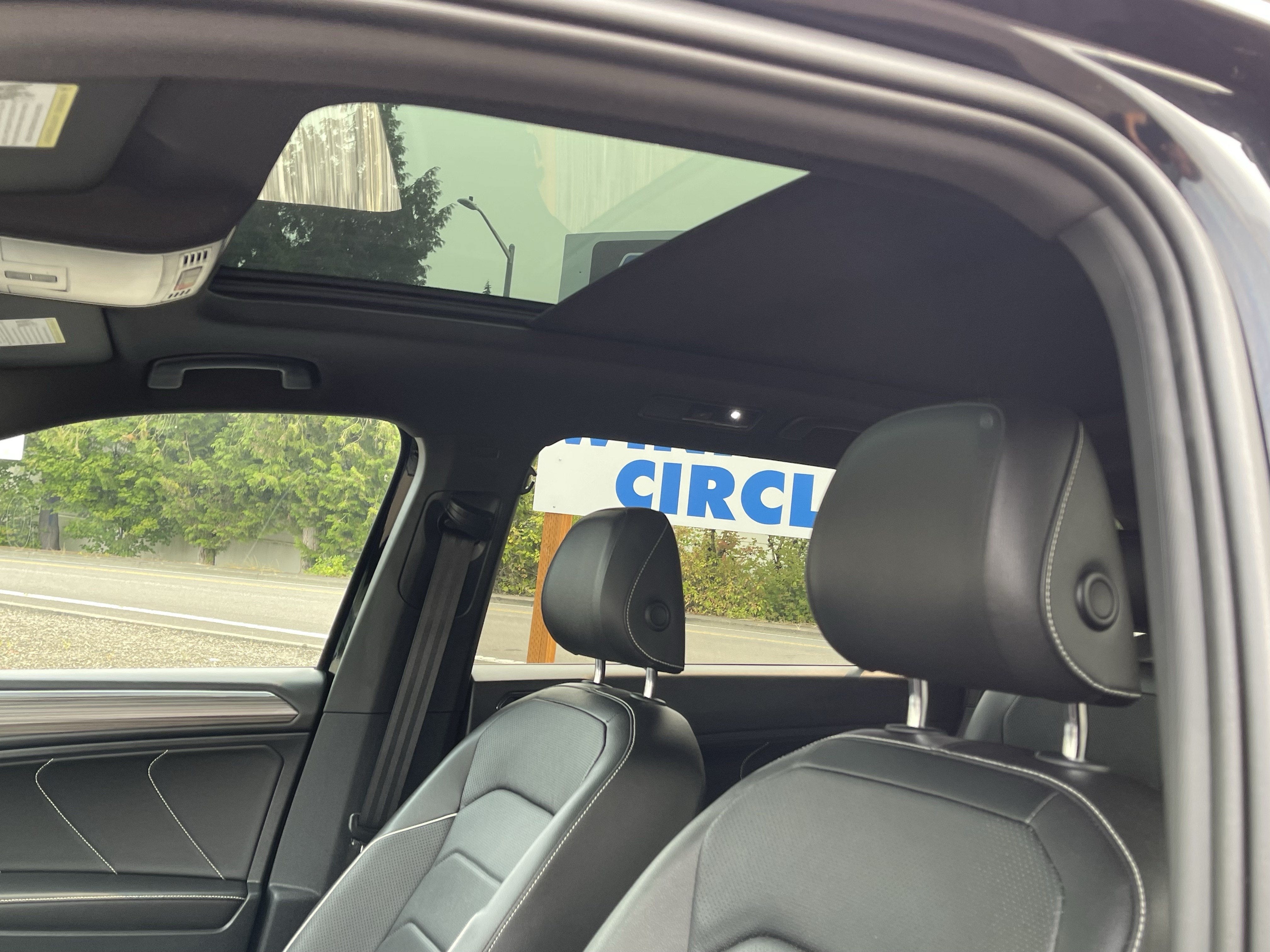 2022 Volkswagen Tiguan SEL R-Line